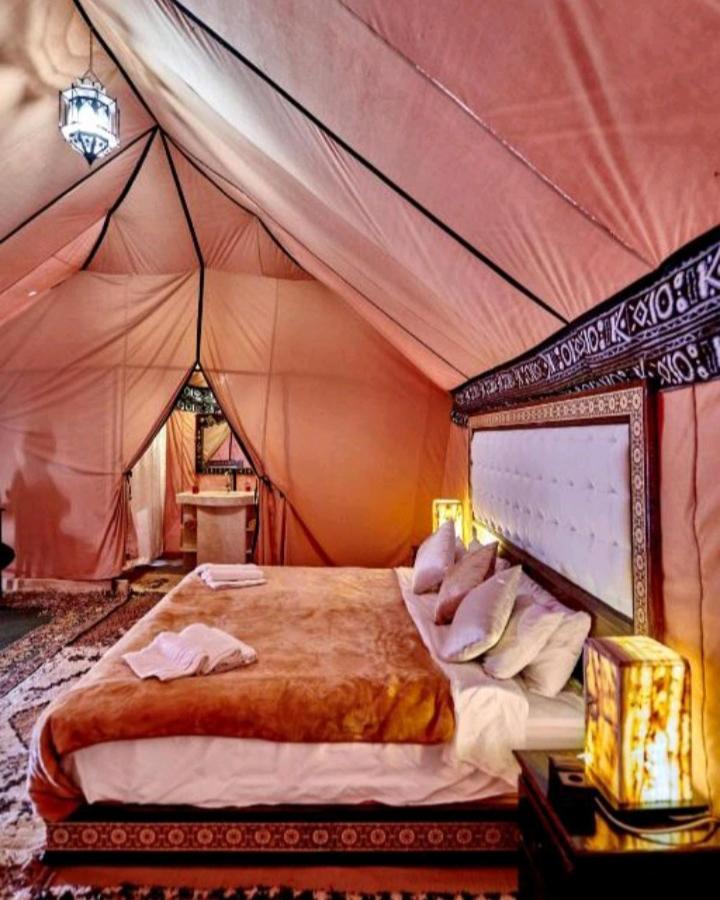 Authentic Desert Luxury Camp 梅尔祖卡 外观 照片