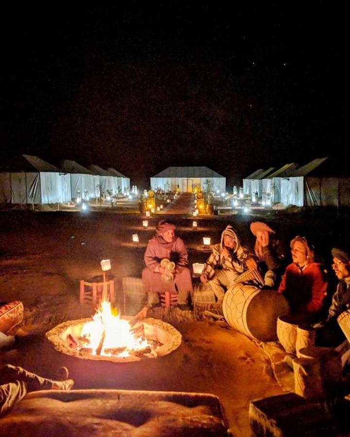 Authentic Desert Luxury Camp 梅尔祖卡 外观 照片