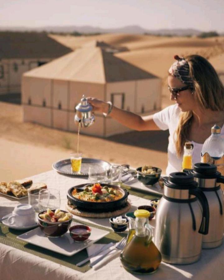 Authentic Desert Luxury Camp 梅尔祖卡 外观 照片