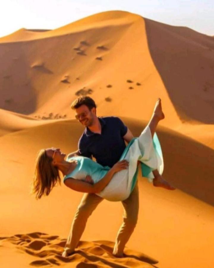 Authentic Desert Luxury Camp 梅尔祖卡 外观 照片