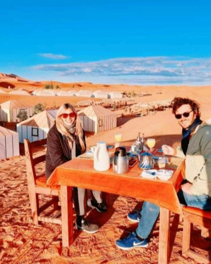 Authentic Desert Luxury Camp 梅尔祖卡 外观 照片